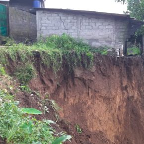Hujan Deras Disertai Angin Kencang, Akibatkan Bencana Tanah Longsor Di Desa Dawagung, 4 Rumah Warga Terdampak