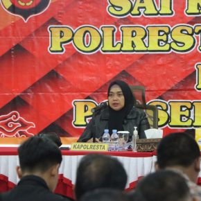 Polresta Cirebon Gelar Anev Bulanan Sat Reskrim dan Polsek Jajaran