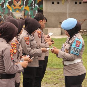Tingkatkan Kedisiplinan, Personel Ditsamapta Polda Kalteng Ikuti Pengecekan Gaktiblin dari Bidpropam.