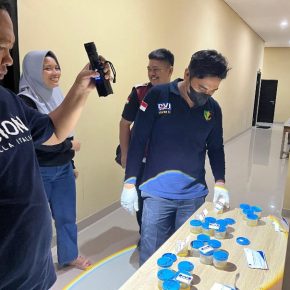 Polres Sumenep Amankan Puluhan Dos Berisi Miras Dari Dua Cafe, 34 Pengunjung Ditest Urine