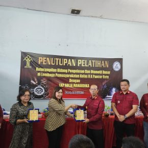 Tutup Pelatihan Kemandirian, WBP Lapas Pancur Batu Terima Sertifikat Pelatihan dari LKP Adlia Mahardika