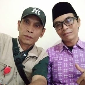PERTEMUAN***SILATURAHMI}*** DI KANTOR) DESA** PAKU”ALAM)