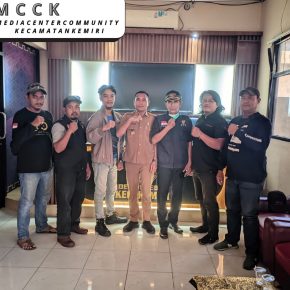 Jalin Sinergisitas Media Center Community Kecamatan Kemiri (MCCK) Bersama Kepala Desa Klebet Bapak Jamarudin