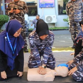 Tingkatkan Kesiapsiagaan Prajurit, Lanal Cirebon Gelar Pelatihan Bantuan Hidup Dasar dan Penanganan Kegawatdaruratan Medis.