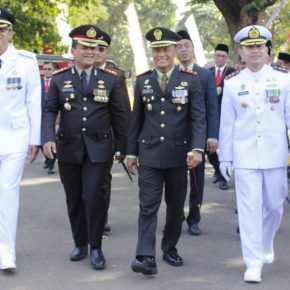 Danlanal Cirebon Hadiri Upacara Penaikan Bendera HUT Proklamasi Kemerdekaan RI Ke-79 Tingkat Kota Cirebon. (Sabtu, 17 Agustus 2024)