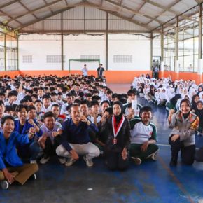 Gandeng elemen Mahasiswa, Kapolresta Cirebon Berikan Penyuluhan kepada Siswa SMK Muhammadiyah Lemahabang