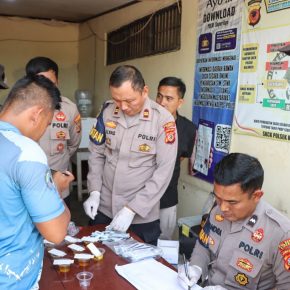 Kapolresta Cirebon Pimpin Pengecekan Polsek Klangenan dan Polsek Kaliwedi