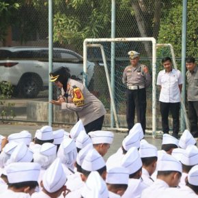 Polresta Cirebon Gelar Police Goes To SMKN 1 Jamblang