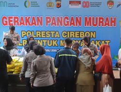 Warga Serbu Gerakan Pangan Murah Polresta Cirebon