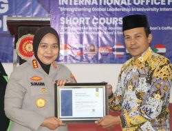 Kapolresta Cirebon Raih Penghargaan “Global Safety Ambassador for Cirebon’s Strategic Region” dari Universitas Muhammadiyah Cirebon
