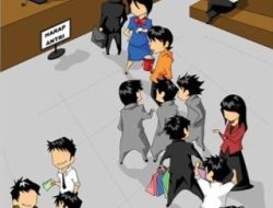 Warga Kemiri Kecewa dengan Pelayanan Kartu Keluarga: “Yang Kalian Makan Itu Uang Rakyat, Jangan Sakiti Hati Orang Kecil!”