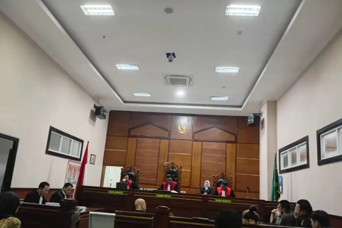 Majelis Hakim Pengadilan Negeri Jakarta Utara memvonis terdakwa kasus pemcemaran nama baik Hendra Lie 10 bulan penjara(dok.istimewa)