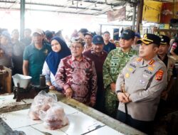 Kapolresta Cirebon Bersama Forkopimda Kembali Sidak Pasar, Pastikan Stabilitas Harga dan Ketersediaan Sembako Jelang Ramadhan 1447 H
