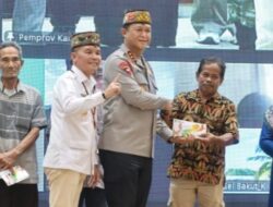 Dukung Program Kartu Huma Betang Sejahtera, Kapolda Kalteng: Semoga Bantuan ini Bisa Bermanfaat Untuk Masyarakat