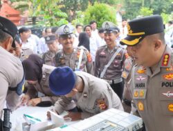 Komitmen Tegas Berantas Narkoba, Polresta Cirebon Laksanakan Tes Urine 200 Personel